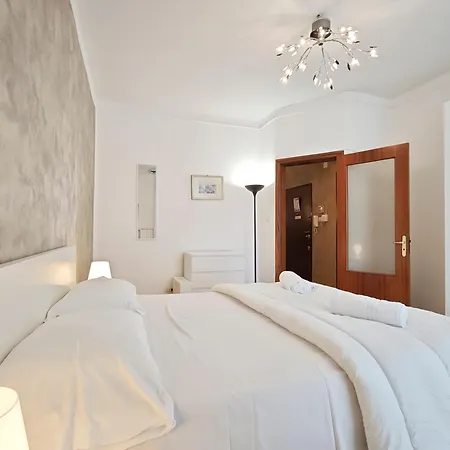 Comodhouse Apartament *