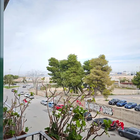 Comodhouse Apartament Bari