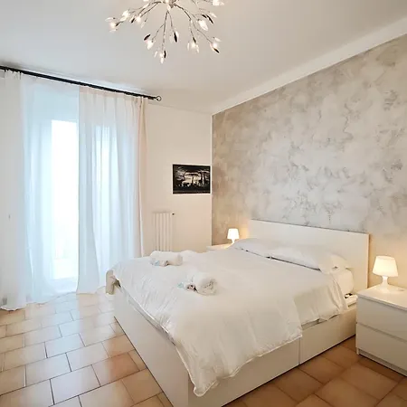 Comodhouse Apartament *